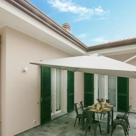 Gorgeous Home In Ripa With House A Panoramic View 펜션 *