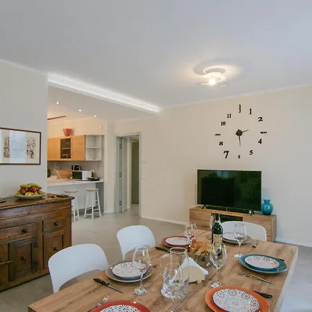 Casa vacanze 3 Bedroom In Ripa Vallecchia